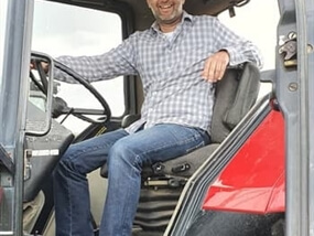 Customer Photo of Tractor Driving Wiltshire